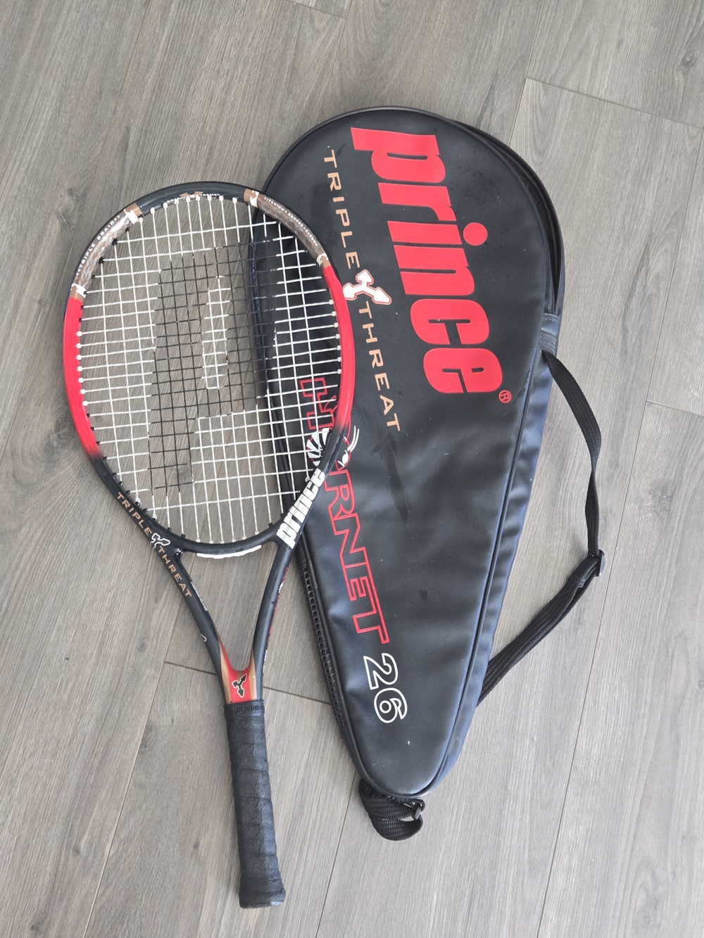 Prince Triple Threat TT Hornet 26 JR 110 OS Tennis Racquet 4⅞" Grip W Case EUC